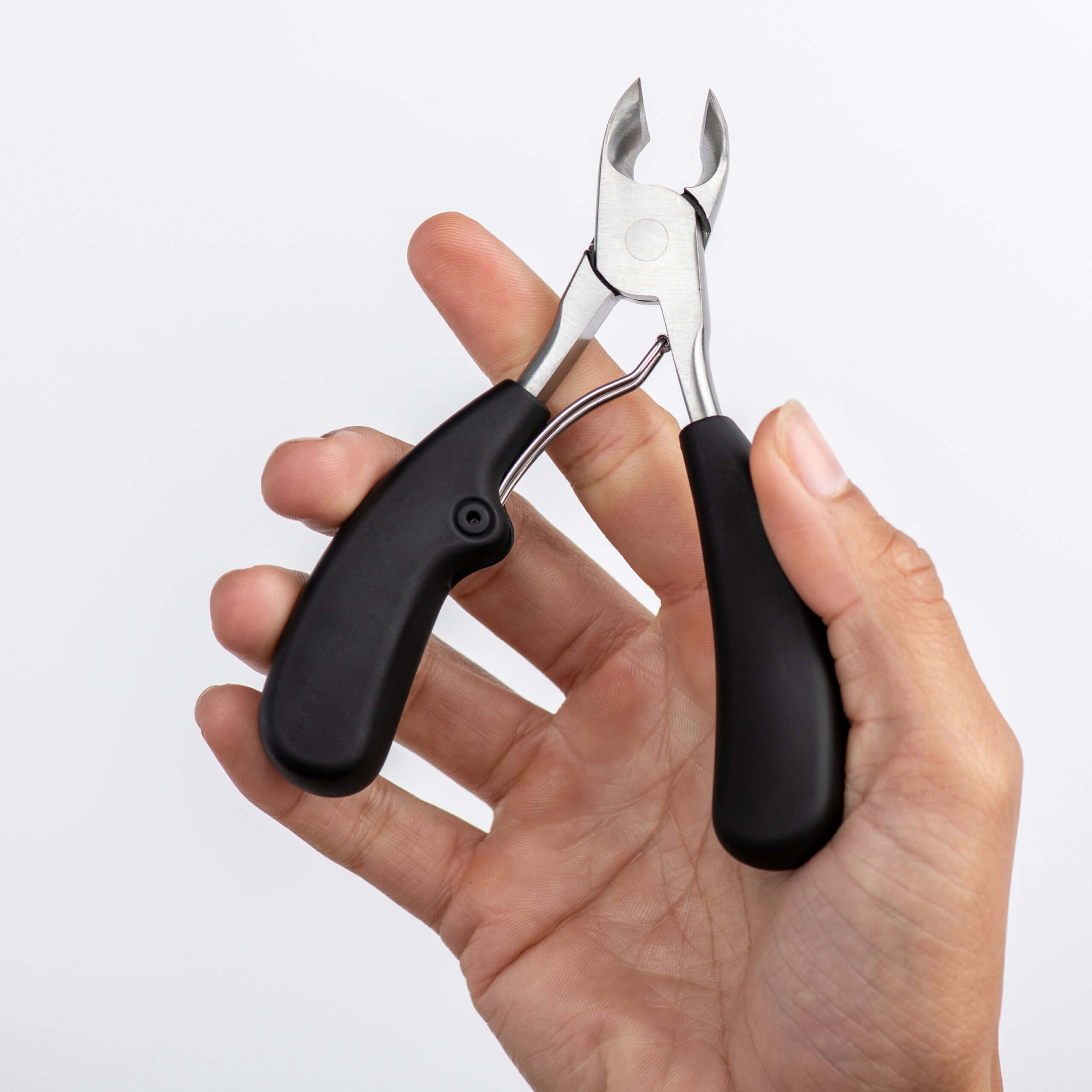 how to choose a toenail clipper