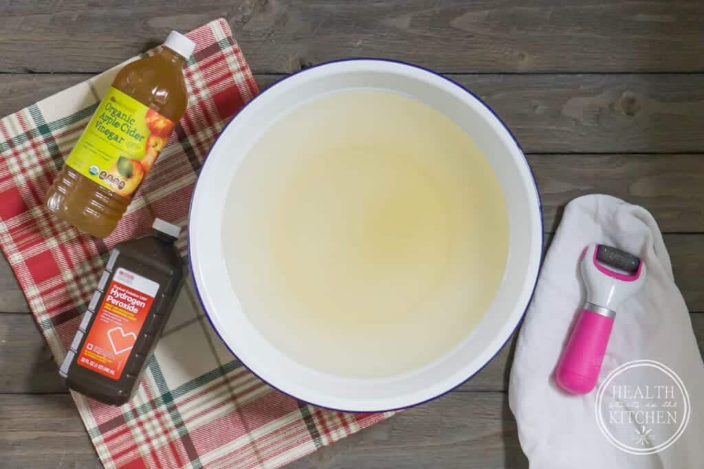 Hydrogen Peroxide for Toenail Fungus